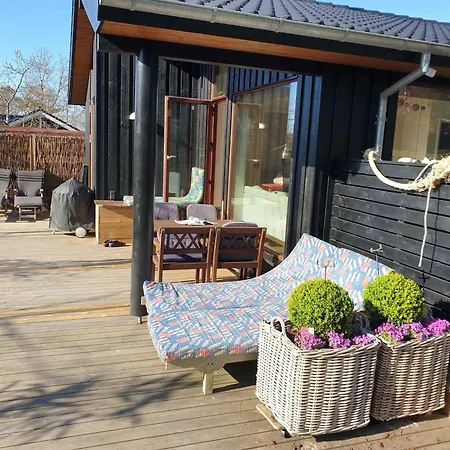 Lovely With Shelter And Nature Hébergement de vacances